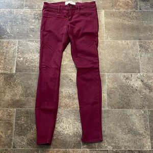 Hollister Super Skinny Jeans. 3R.
